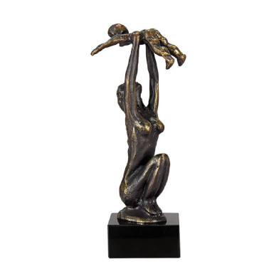 Gerard: Escultura "Amor de Madre"